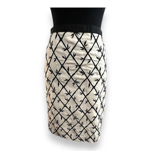 TALBOTS Vintage Ivory and Black Bamboo Embroidered A Line Skirt SZ 6 - Picture 3 of 11